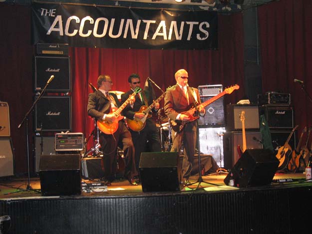 joneses_cd_release054