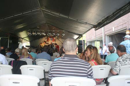 Denison_LAMP_20090726_018
